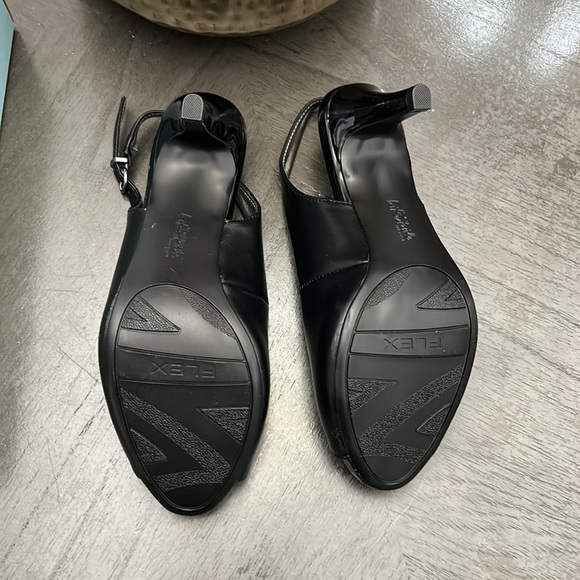 LifeStride Teller Sandal - Picture 3 of 11